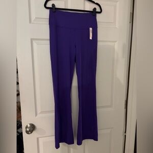 NWT Victoria’s Secret purple flare leggings pants sweatpants medium stretchy
